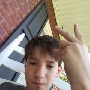 Meet your Posher, Ethan